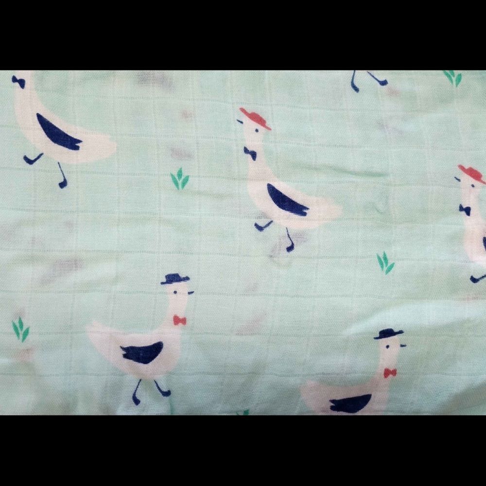 New Silly Goose Bamboo Muslin Baby Swaddle Blanket